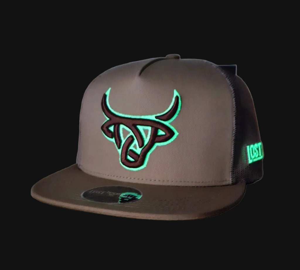 LOST CALF BEIGE NEON WHITE CAP