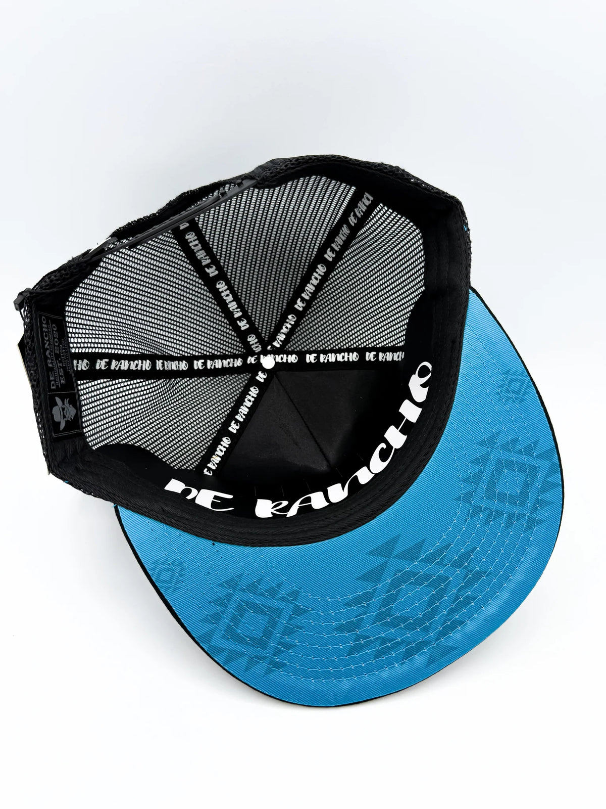 DE RANCHO FEATHER BLACK CAP- UV COLOR CHANGING
