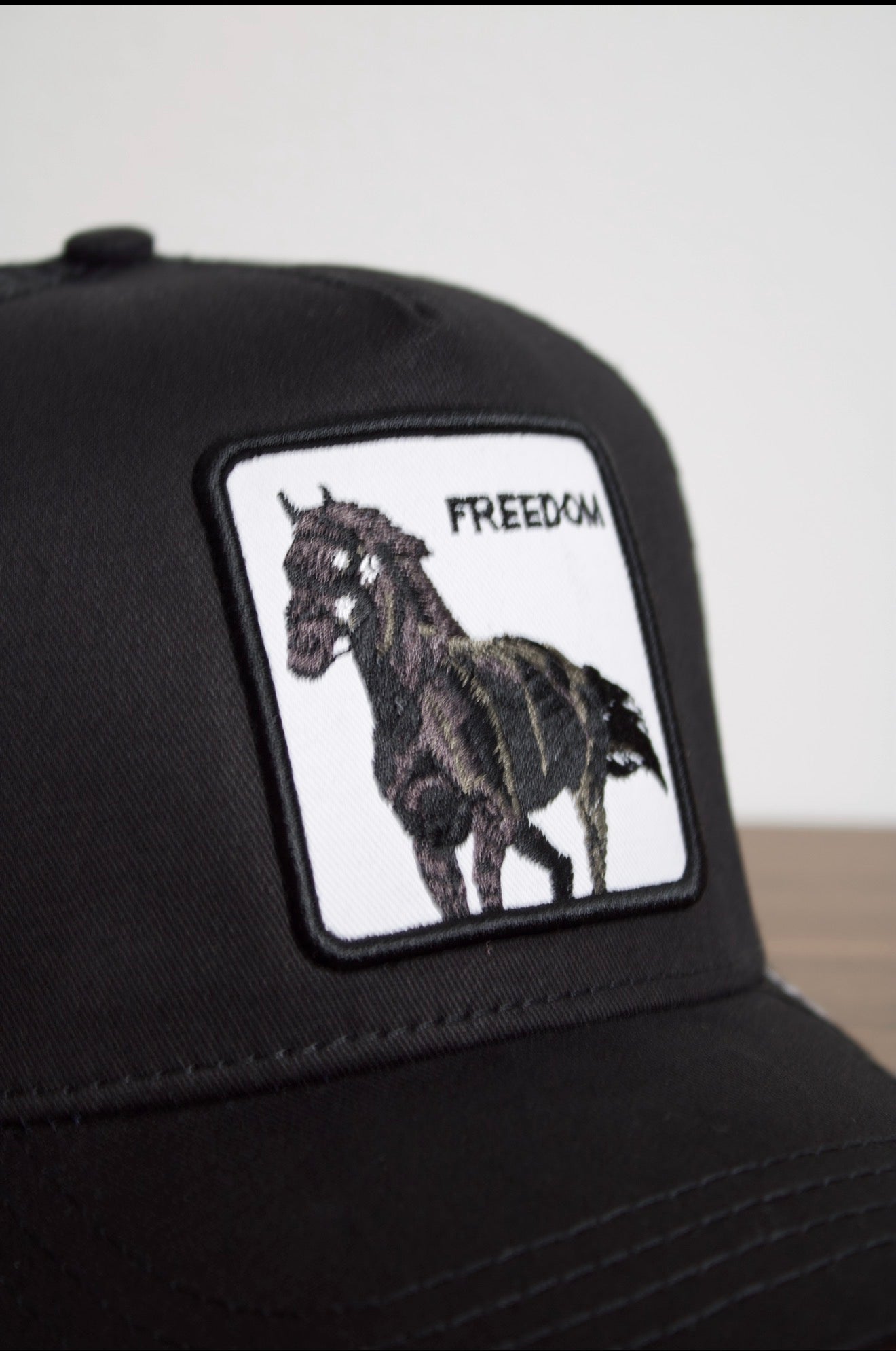 THE RANCH ANIMALS FREEDOM FULL BLACK CAP